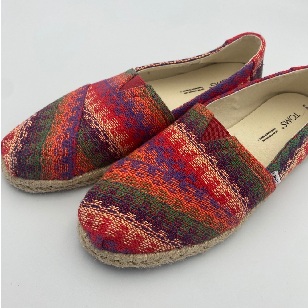 TOMS Womens Classic‎ Slip On Espadrille Shoes Size 6M Red Multi Color Pattern